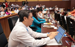 HĐND TP Hồ Chí Minh thông qua nhiều nghị quyết quan trọng