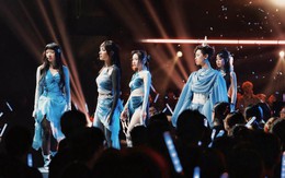 Em Xinh Say Hi có 1 bài hát hot “out trình”: Leo trending thần tốc, “all-kill” toàn bộ BXH nhạc số! Em Xinh Say Hi có 1 bài hát hot “out trình”: Leo trending thần tốc, “all-kill” toàn bộ BXH nhạc số!