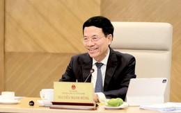 Bộ trưởng Nguyễn Mạnh Hùng: Bây giờ thay vì cạnh tranh hạ tầng, đã đến lúc phải chia sẻ, VNPT, Viettel phải chia sẻ hạ tầng cho MobiFone Bộ trưởng Nguyễn Mạnh Hùng: Bây giờ thay vì cạnh tranh hạ tầng, đã đến lúc phải chia sẻ, VNPT, Viettel phải chia sẻ hạ tầng cho MobiFone