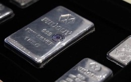 Giá bạc hôm nay 3/7: tiếp tục trạng thái giằng co Giá bạc hôm nay 3/7: tiếp tục trạng thái giằng co