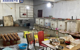 Phát hiện dầu đậu nành có mùi dầu diesel, phanh phui cơ sở sản xuất dầu ăn giả doanh thu 25 tỷ đồng, tịch thu 720kg nguyên liệu thô bốc mùi