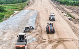 200 mũi thi công, 950 thiết bị, hơn 2.100 kỹ sư, công nhân, quyết tâm hoàn thành dự án 27.500 tỷ đồng vào cuối năm nay theo chỉ đạo của Thủ tướng