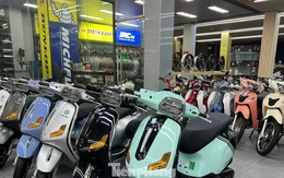 Đại lý xe máy TPHCM loay hoay khi khách 'dè chừng' xe xăng