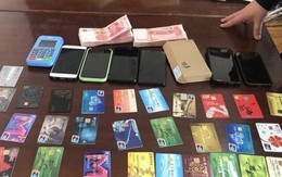 Sao kê 54 tài khoản ngân hàng do một nhóm thanh niên đứng tên: Cảnh sát phát hiện giao dịch gần 1,7 tỷ chỉ trong vài tháng, lập tức tiến hành đột kích bắt giữ