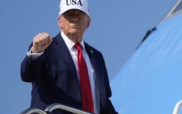 Sau điện đàm với ông Vladimir Putin, Tổng thống Donald Trump nói "không có tiến triển" Sau điện đàm với ông Vladimir Putin, Tổng thống Donald Trump nói "không có tiến triển"
