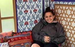 Cô sinh viên đổi đời nhờ bán quần áo cũ: Chi phí vô cùng thấp, doanh thu hơn 3 tỷ đồng/năm