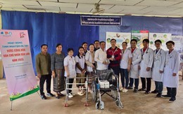 Người dân Lào xúc động khi được hỗ trợ hàng trăm thiết bị y tế kịp thời