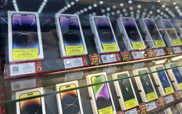 Chưa từng có: iPhone đồng loạt giảm giá nhờ thuế VAT, đây có phải lúc “xuống tiền”? Chưa từng có: iPhone đồng loạt giảm giá nhờ thuế VAT, đây có phải lúc “xuống tiền”?