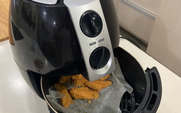 Dùng nồi chiên không dầu nhất quyết ĐỪNG cho 7 thực phẩm này vào, khó giòn, dễ sinh chất gây ung thư: Cái đầu tiên nhiều trẻ em mê tít