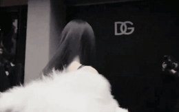 Cả showbiz phải chịu thua khi tiểu thư tài phiệt này lên đồ, siêu sang từ phim đến đời không cần phải diễn