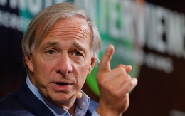 Tỷ phú Ray Dalio khuyên người trẻ: Cứ bắt đầu đầu tư và học từ sai lầm
