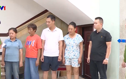 Hà Nội: Bắt hàng loạt nhân viên phòng khám và nhóm cò mồi chuyên lăng mạ bác sĩ, bệnh nhân Hà Nội: Bắt hàng loạt nhân viên phòng khám và nhóm cò mồi chuyên lăng mạ bác sĩ, bệnh nhân