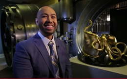 Chàng trai đem viên đá thừa kế đi thẩm định mới biết là 'báu vật' 90 triệu USD