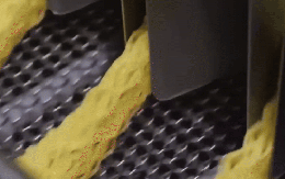 Bí mật X-ray trong "hình chữ nhật ăn được" của Việt Nam: Công nghệ triệu đô phát hiện dị vật cỡ 1mg