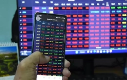 VN-Index mất mốc 1.500 điểm, khối ngoại 'xả' mạnh loạt cổ phiếu