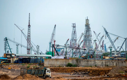 Ngừng mua dầu Nga, quốc gia BRICS chưa thoát 'kiếp nạn' bị Mỹ trừng phạt: Vẫn tiếp nhận hàng chục nghìn tàu 'lạ', có thể thổi bùng cơn giận của Washington