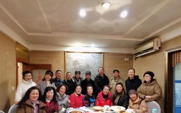 Người đàn ông mở tiệc mời bạn bè đến họp lớp sau 20 năm, hóa đơn 182 triệu đồng: khi về bị loại khỏi nhóm chat, mọi người không ai muốn gặp lại