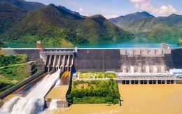 Nhà máy thủy điện lớn nhất Việt Nam sắp mở 1 cửa xả lũ