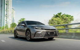 Toyota Camry 2025 - vị thế khó lật đổ trong phân khúc D-sedan tại Việt Nam