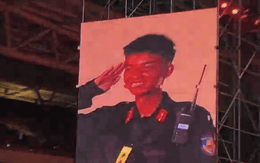 Danh tính chiến sĩ cười duyên khi lọt foucus cam, dân tình "lục tung" mạng xã hội để tìm