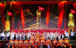 Đạo diễn Phạm Hoàng Giang tiết lộ hậu trường căng thẳng khi thực hiện Concert quốc gia, tự hào với loạt màn trình diễn có 1-0-2