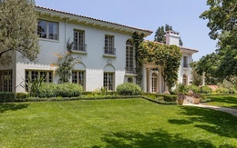 Một nữ diễn viên đình đám showbiz sắp bán biệt thự hơn 643 tỷ đồng?