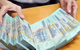 Một công ty bảo hiểm sắp trả cổ tức gồm cả tiền mặt và cổ phiếu