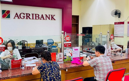 Cụ bà U70 đến Agribank yêu cầu chuyển 300 triệu vào tài khoản Vietcombank: Nhân viên ngân hàng thấy bất thường liền báo công an