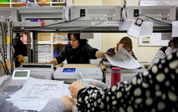 Là thần tượng công nghệ của cả thế giới, có ai nghĩ Nhật Bản giờ vẫn còn thứ "lỗi thời, quê mùa" thế này?