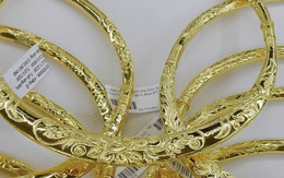 Giá vàng hôm nay 17-8: Cửa hàng vàng nhỏ tiếp tục đưa vàng miếng SJC lên đỉnh mới