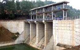 Hà Nội mở 4 cửa xả lũ hồ Đồng Mô, ảnh hưởng 14 xã, phường