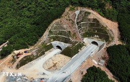 Từ ngày mai, một công trình hơn 12.000 tỷ đồng "xuyên núi" có 33 cây cầu của Việt Nam sẽ thông tuyến