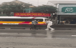 Vụ tài xế đuổi đánh hành khách vì một bức ảnh, yêu cầu "phải xóa ngay": Công an vào cuộc