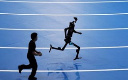 Sự thật đằng sau những con robot hình người ‘made in China’: Đi không vững, cần tới 17 phút để bỏ 9 mảnh rác, lấy 3 hộp thuốc mất 5 phút