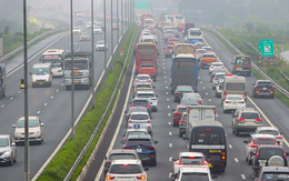 Cục CSGT đề xuất phân làn cấm xe tải đi vào làn sát dải phân cách trên cao tốc