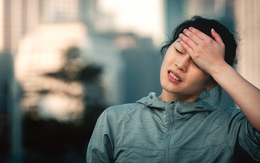 Một thói quen phổ biến tưởng vô hại nhưng khiến bạn ngày càng bất an, lo lắng đủ điều và không thể hạnh phúc Một thói quen phổ biến tưởng vô hại nhưng khiến bạn ngày càng bất an, lo lắng đủ điều và không thể hạnh phúc