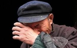 "Lỡ miệng" tiết lộ sổ tiết kiệm, ông lão U70 bị con trai vét sạch rồi lạnh lùng quay lưng