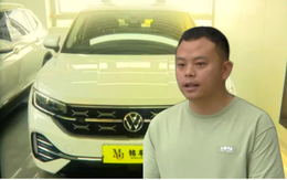 Người đàn ông mua ô tô 340 triệu đồng qua livestream, 12 ngày sau chủ cũ đòi lại, cửa hàng từ chối hoàn tiền: "hợp đồng đã miễn trừ trách nhiệm"