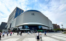 1 doanh nghiệp gây sốc khi tuyển nhân viên vệ sinh và bảo vệ “dưới 25 tuổi, có bằng Đại học”: Nghe phúc lợi mới hiểu vì sao người ta ứng tuyển "ào ào"