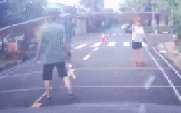 Vụ giăng lưới đánh cầu lông giữa đường: "Khu dân cư Văn Minh mà không văn minh!"