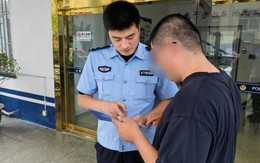 Người đàn ông chuyển khoản nhầm hơn 146 triệu đồng nhưng người nhận khẳng định không nhận được, cảnh sát tuyên bố: "Anh ta chối là đúng"