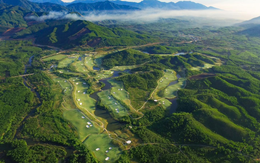 Cách trung tâm Đà Nẵng khoảng 25 km, sân golf 18 lỗ đẳng cấp quốc tế do tập đoàn nghìn tỷ đầu tư có gì mà nhiều lần giật giải “hàng đầu châu Á”?