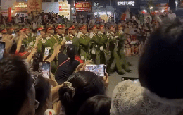 Khối "bắn tim" xuất hiện trên page Thông tin Chính phủ lúc 2h sáng: Mất ngủ với sự dễ thương này