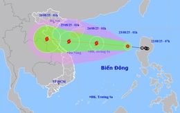 Áp thấp nhiệt đới vào Biển Đông, mạnh thành bão số 5 trong 24 giờ tới