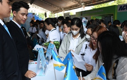 Gần 10.000 người dự ngày hội việc làm sân bay Long Thành