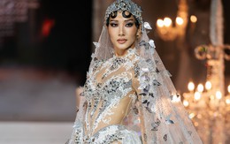 Á hậu Vbiz từng chỉ có 2 chiếc quần để mặc đi học, nay xây biệt thự cho bố mẹ, cuộc sống hiện tại khiến ai cũng ngỡ ngàng