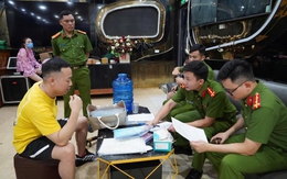 Quán karaoke của vợ chồng Hoàng Trung Phong nuôi 38 nhân viên nữ, cứ bị phạt là lập tức đổi tên