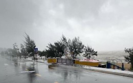 Bão đã suy yếu, hàng loạt địa phương ra cảnh báo mới, người dân hãy xem hết video này