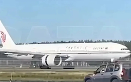 Máy bay Trung Quốc chở 311 người hạ cánh khẩn cấp xuống Nga do hỏng động cơ