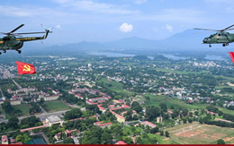 Vị trí 'vàng' ngắm trọn khoảnh khắc trực thăng kéo cờ bay trên bầu trời Hà Nội